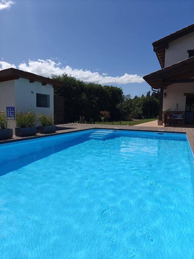 Chalet para 10 personas, con jardín además de vistas y piscina, Se admiten mascotas en Asturias - 3