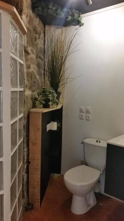 One-Bedroom Apartment in Larajasse, Lyon et ses environs