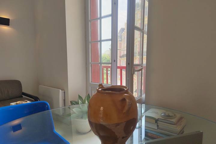 Gîte pour 2 personnes, avec balcon, adapté aux familles dans Grande Plage (Biarritz) - 4