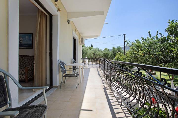 Appartamento per 5 persone, con giardino, con animali domestici a Zante