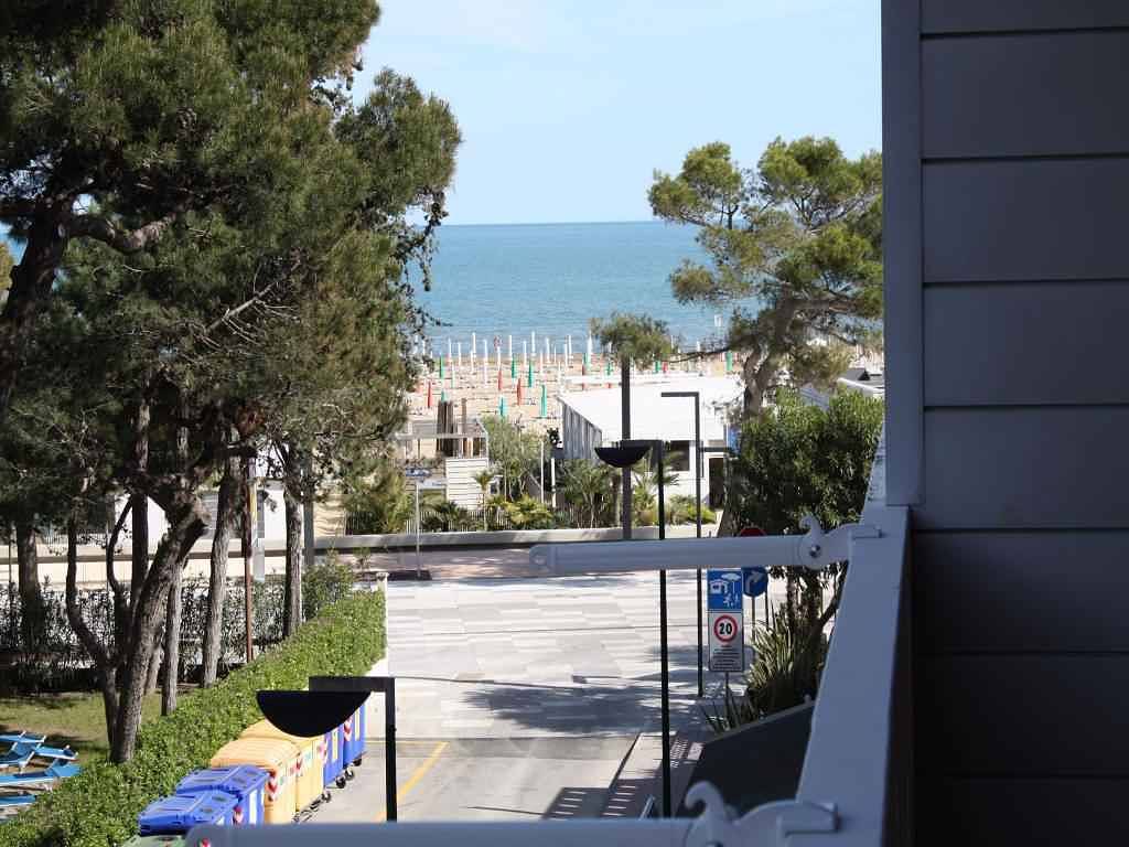 Entire vacation apartment, Holiday apartment with air conditioning and balcony  in Lignano Sabbiadoro, Udine Province