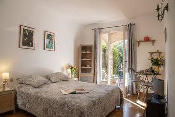 Gîte pour 2 personnes, avec jardin à Saint-Paul-de-Vence