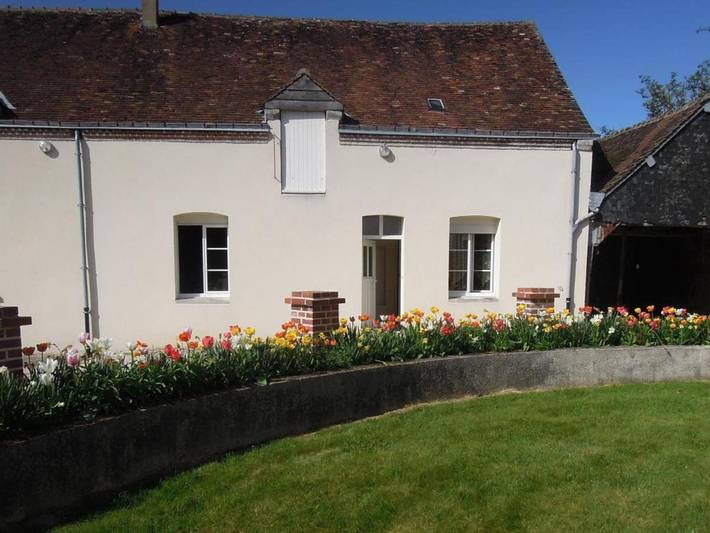 Gîte pour 4 personnes, avec jardin et piscine à Danzé
