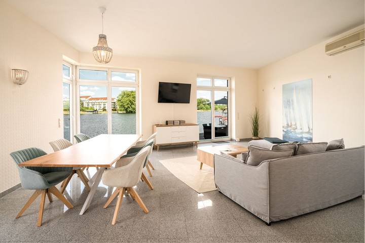 Ferienhaus für 4 Personen, mit Seeblick und Terrasse am Fleesensee - 4