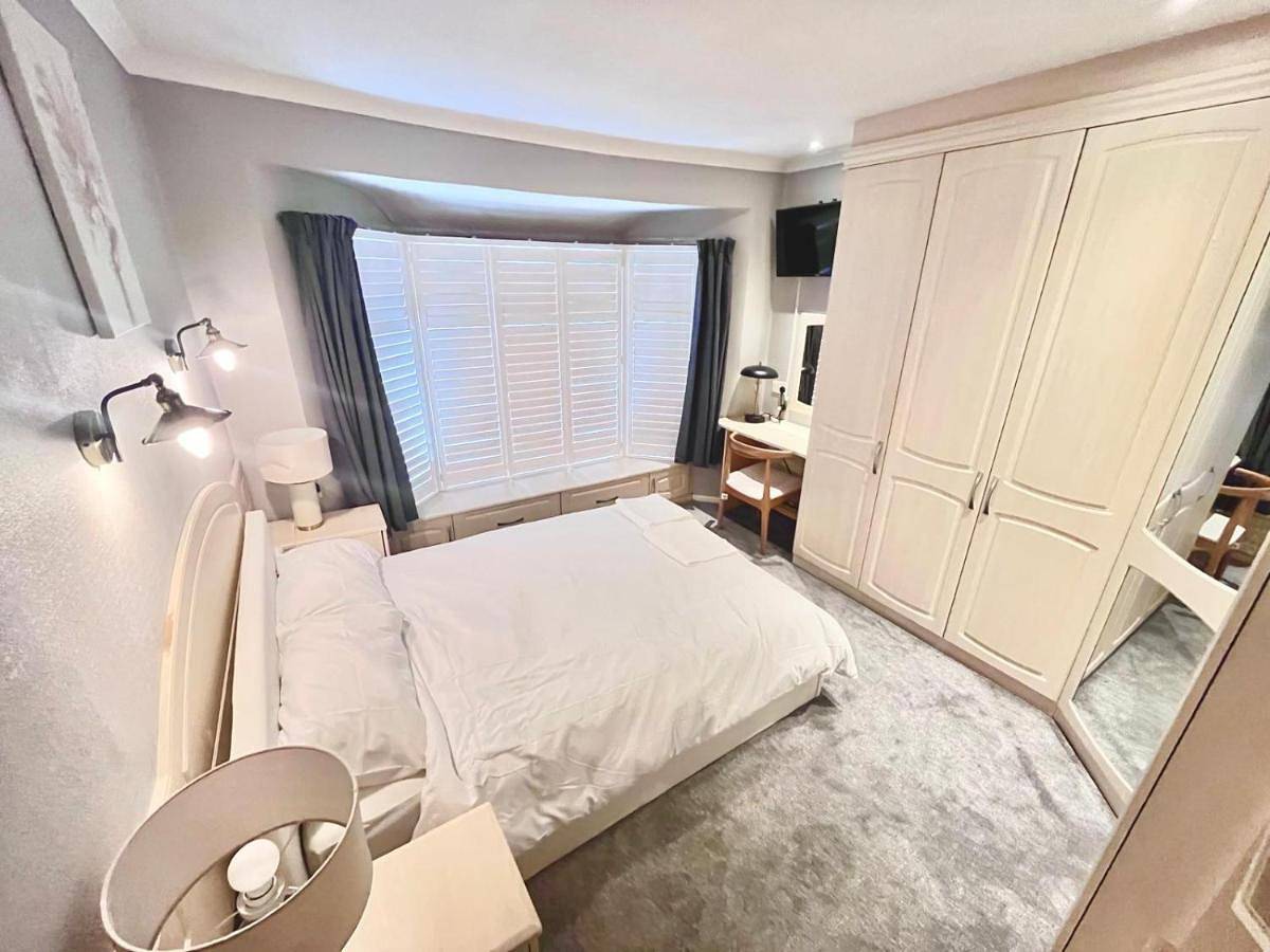 Double Room in Coventry, Birmingham Area