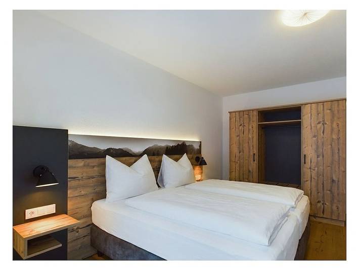 Alpenglühen Suite in Lechtaler Alpen, Bach