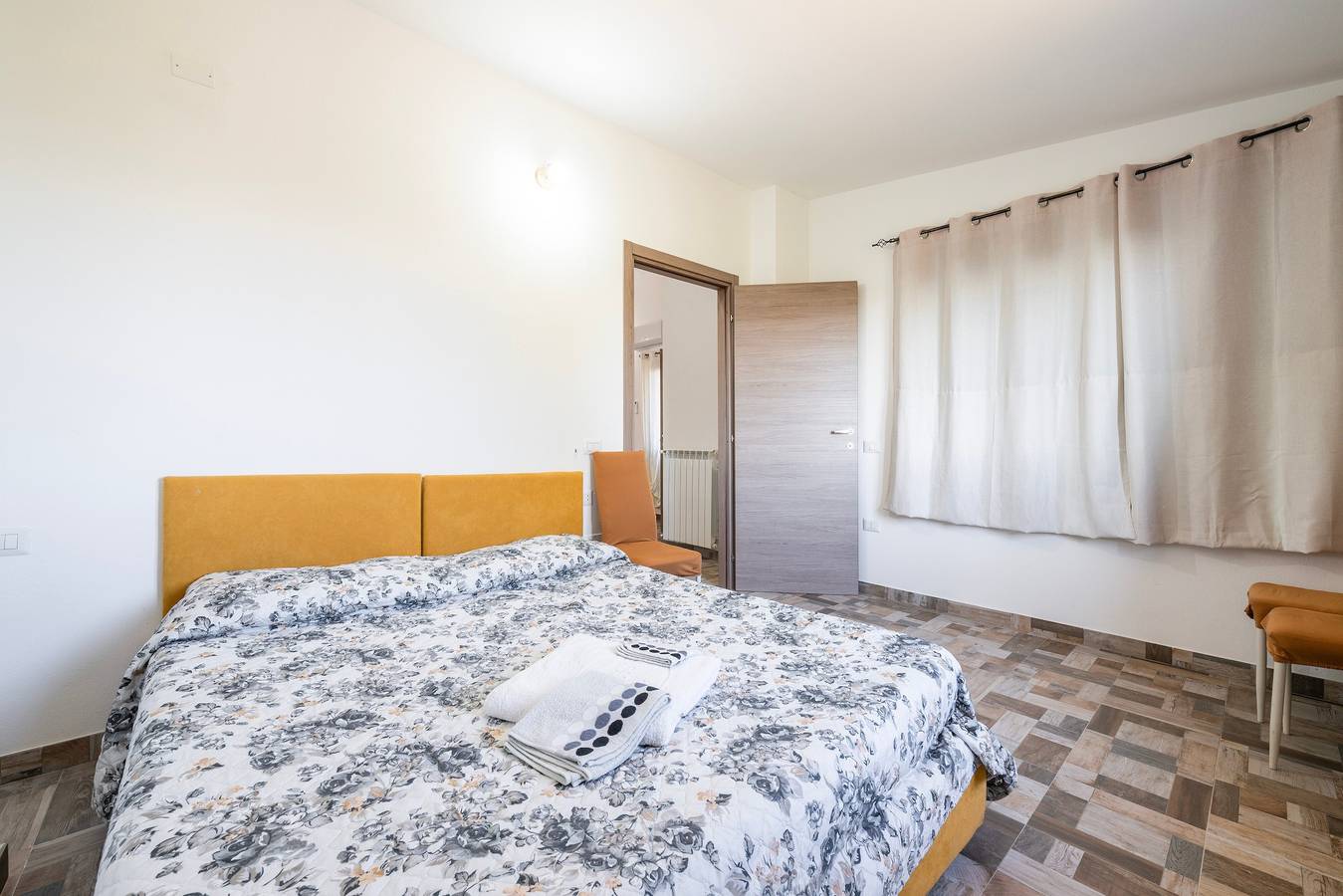 Room 'Camera - Pisicinirgas' with Mountain View, Wi-Fi and Air Conditioning in Villacidro, Medio Campidano