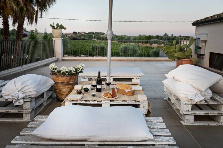 Chambre "Riofavara Winery - Suite Barrique" avec terrasse privée, Wi-Fi et climatisation in Ispica, Province de Ragusa