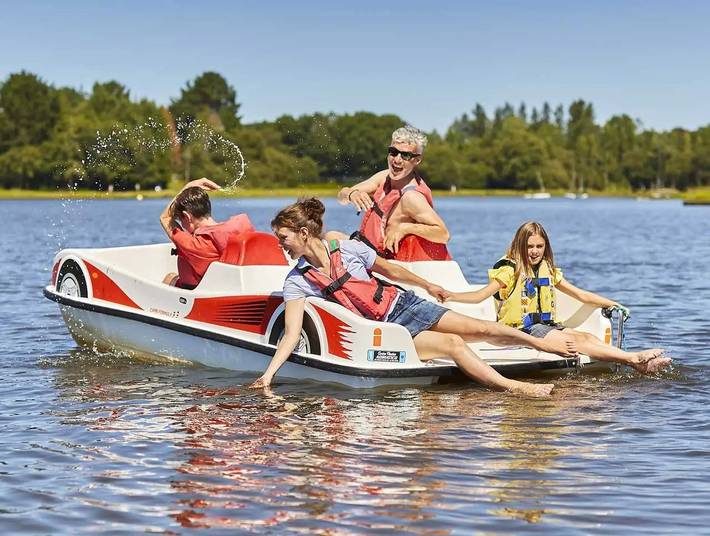 Cabane en bois pour 4 personnes, avec sauna