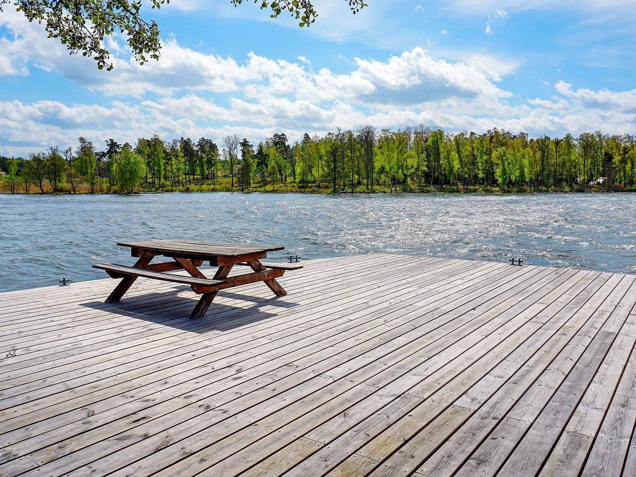 Fridfull havsretreat i Adelso in Adelsö, Mälaren