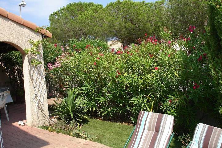 Villa pour 4 personnes, avec piscine ainsi que jardin et terrasse dans Saint-Cyprien-Plage