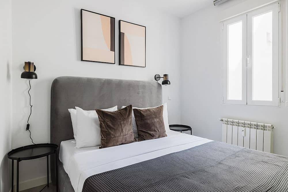 Apartamento entero, Trendy Rios Rosas 2Br w/ Doorman, Washer & A/C, by Blueground in Chamberí (Madrid), Madrid