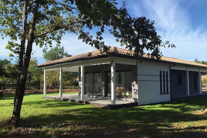 Villa pour 8 personnes, avec Terrasse et Jardin à Hourtin
