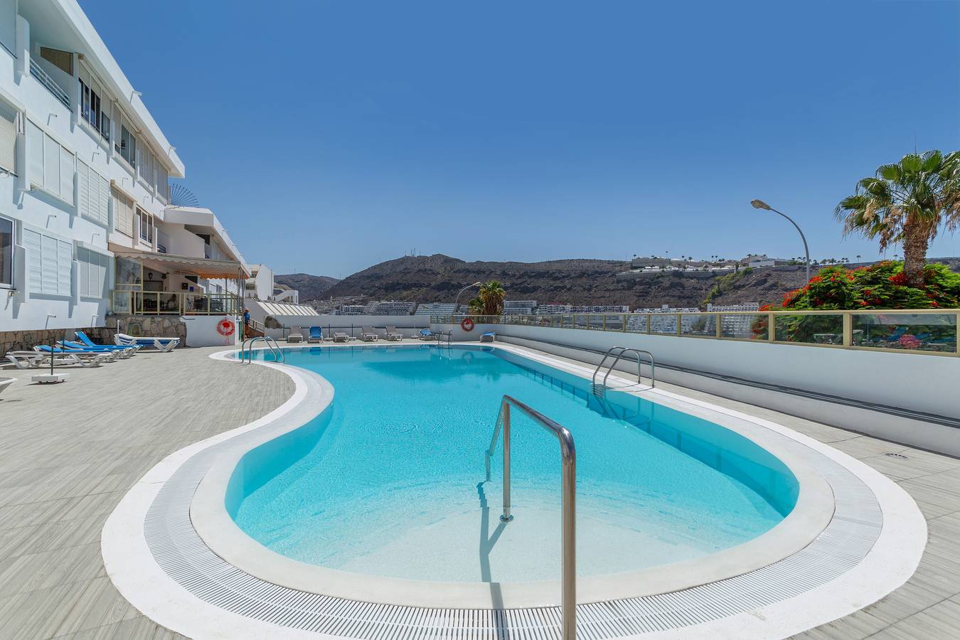 Estudio entero, Estudio vacacional 'Brisas Canarias' con piscina compartida, Wi-Fi y aire acondicionado in Mogán, Gran Canaria Sur