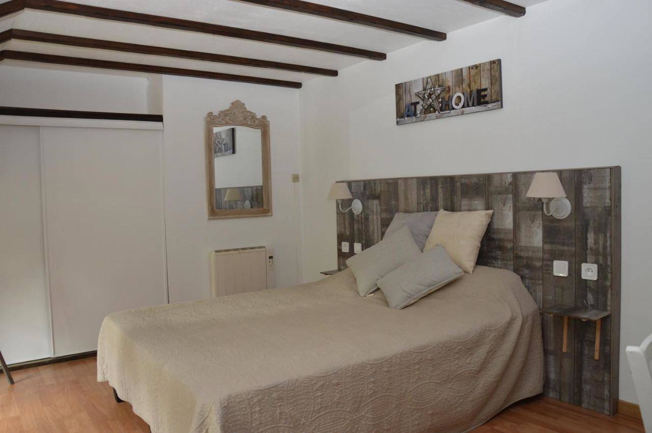 Double Room in Clairfayts, Avesnes-sur-Helpe