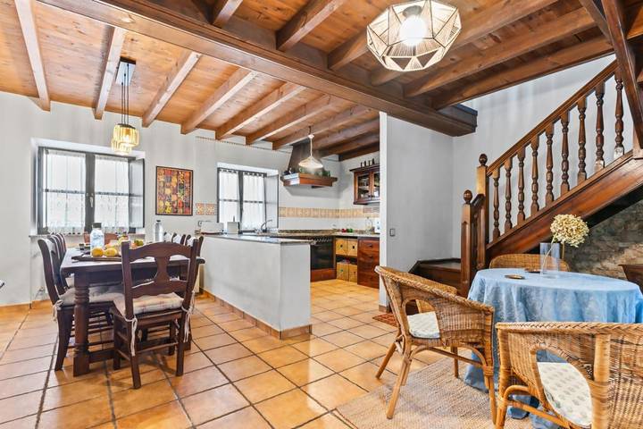 Casa rural para 8 personas, con Terraza en Debodes - 4