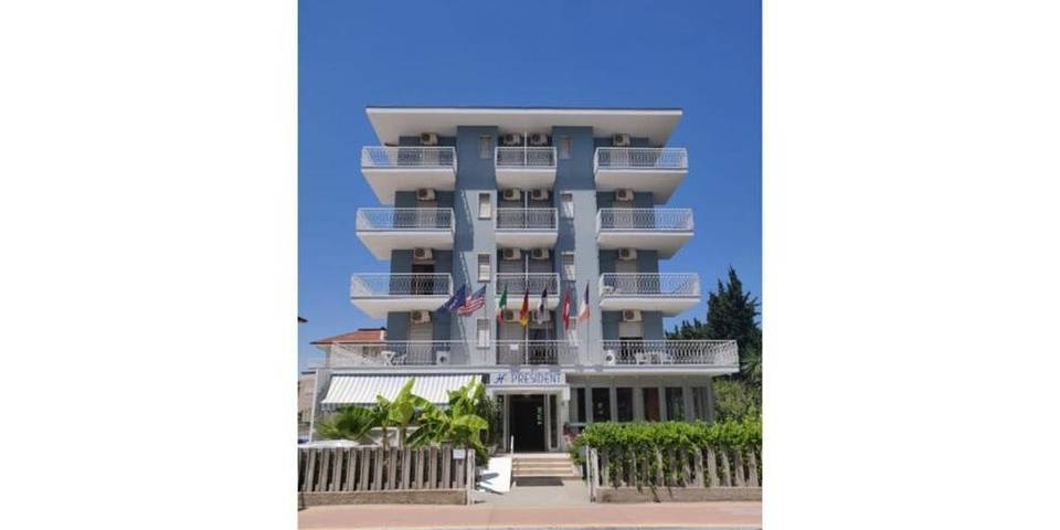 Appartamento, con Balcone e Giardino nonché Panorama a Porto d'Ascoli