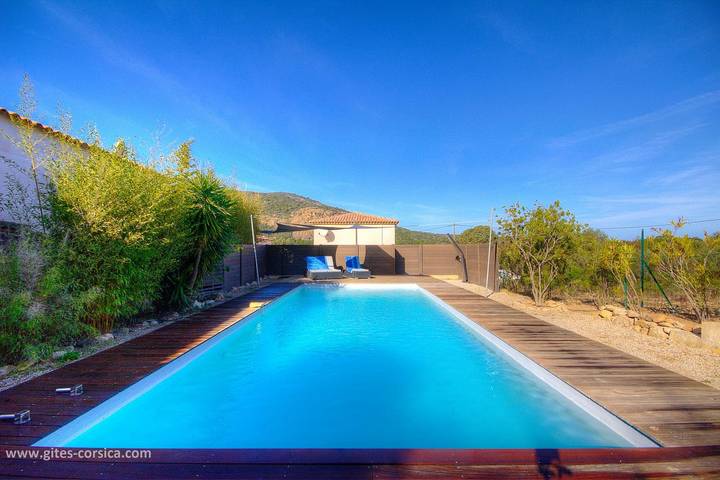 Gîte per 4 persone, con piscina e panorama nonché terrazza - 1