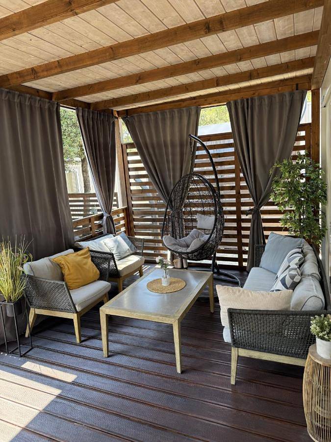 Camping pour 6 personnes, avec Balcon ainsi que Terrasse et Jardin à Biograd na Moru - 4