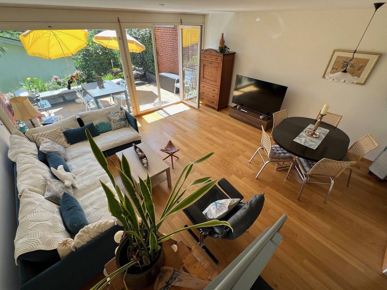 Ganze Wohnung, Navengana 5 mit Pool in Minusio, Tessiner Alpen