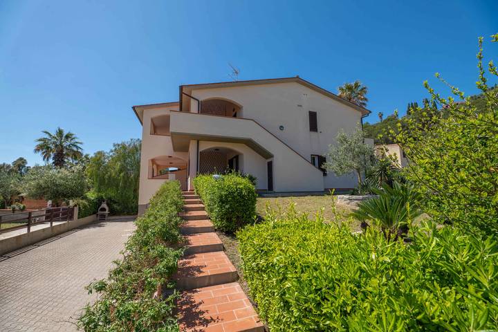 Holiday apartment for 4 people, with garden - 1