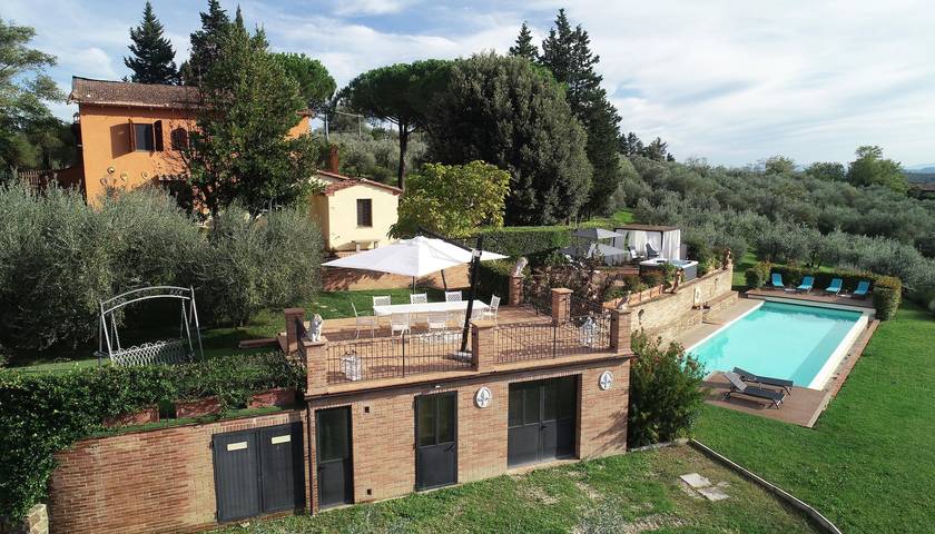 "Villa Bellavista" avec piscine privée, bain à remous privé et Wi-Fi. in Certaldo, Chianti