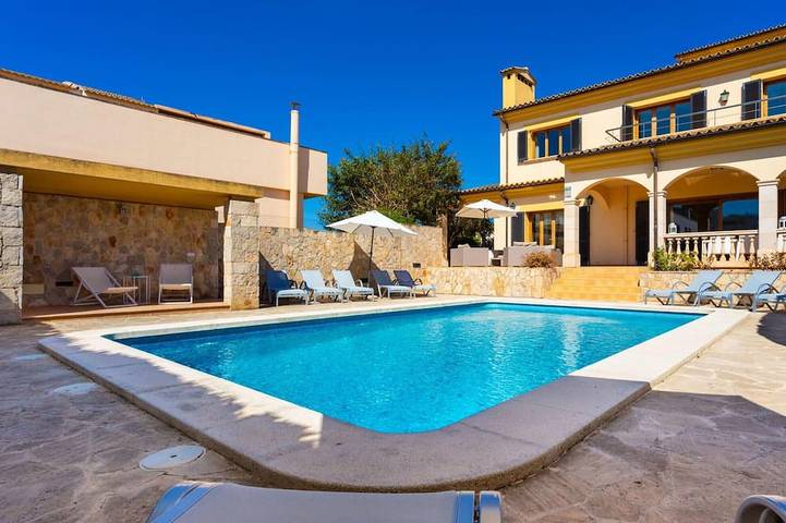 Finca mit Pool für 10 Personen, mit Terrasse in Cala Millor