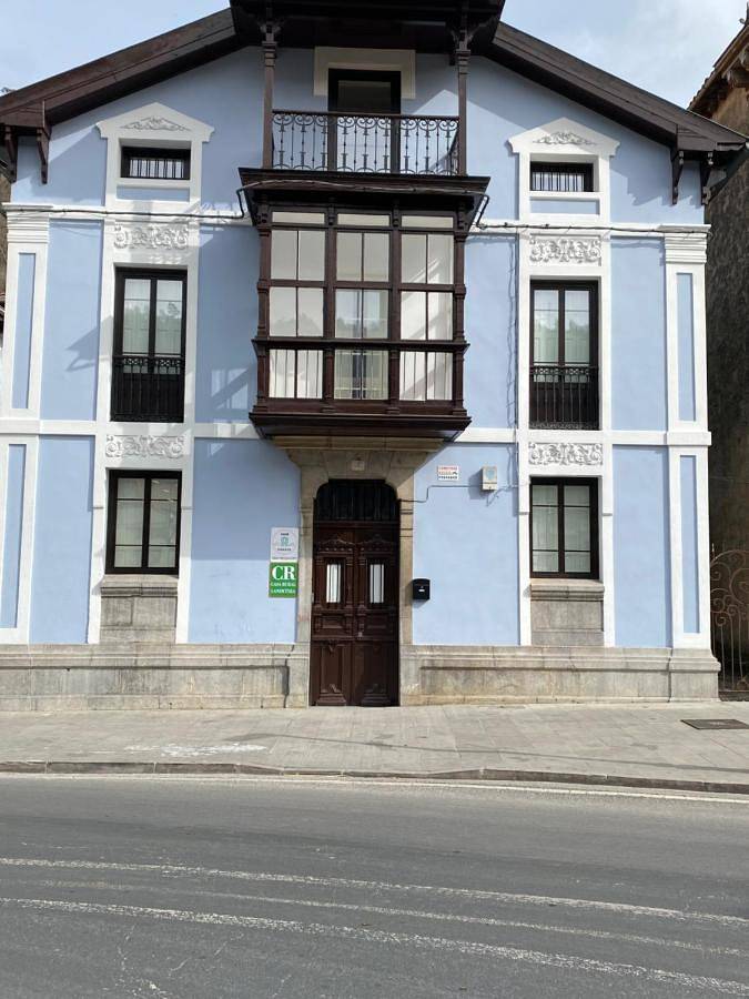 Casa rural para 24 personas, con terraza además de jardín y piscina, Se admiten mascotas en Las Encartaciones - 2
