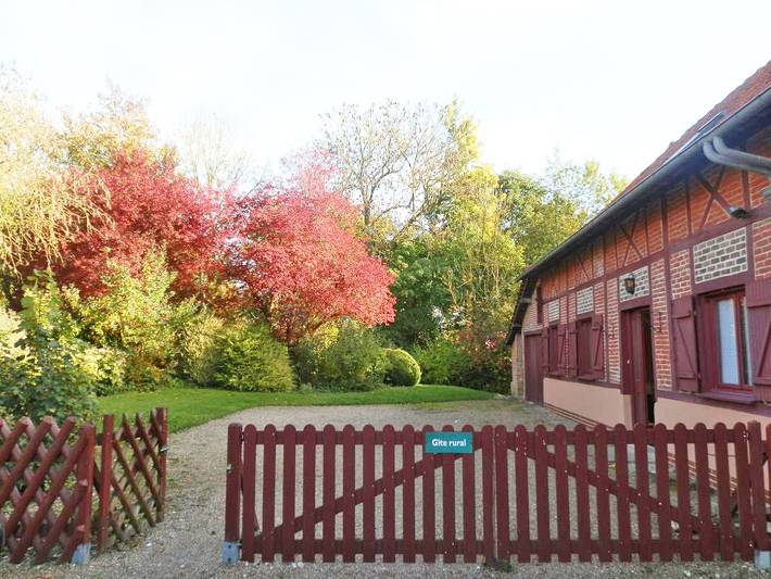 Gîte pour 6 personnes, avec Terrasse et Jardin à Mesnières-en-Bray