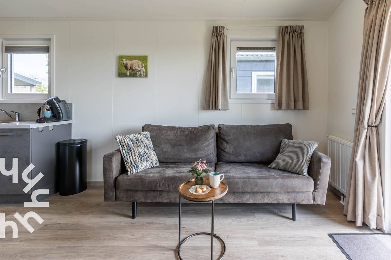 Beautiful rural 4-person chalet on the Vecht in Weesp, Groene Hart
