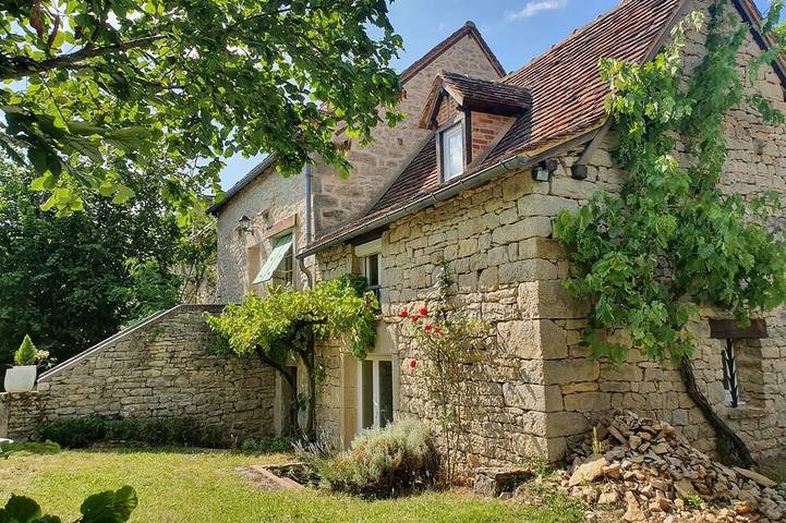 Location de vacances pour 5 personnes à La Rouquette (Aveyron)