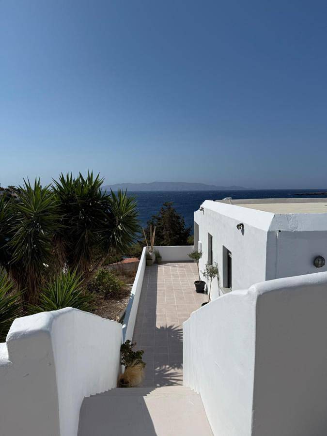 Location de vacances pour 3 personnes, avec vue et terrasse dans Κανάλα