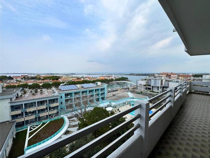 Ferienwohnung für 5 Personen, mit Ausblick und Balkon - 1