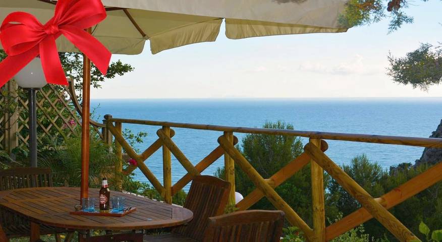 Casa vacanza per 4 persone, con giardino e panorama in Sperlonga