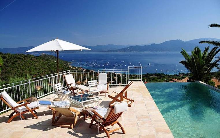 Chalet para 10 personas, con vistas además de piscina y terraza, Se admiten mascotas - 1