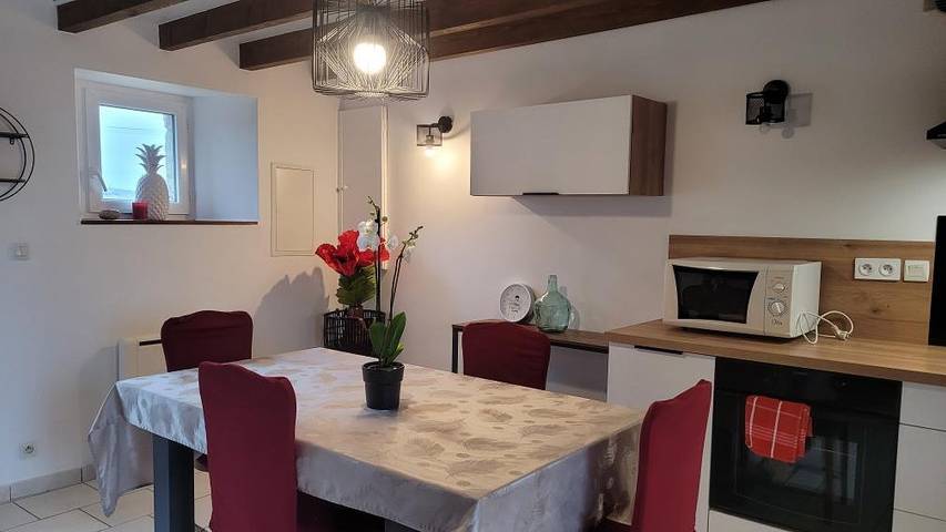 Gîte pour 4 personnes, avec terrasse et jardin à Ploubazlanec - 4