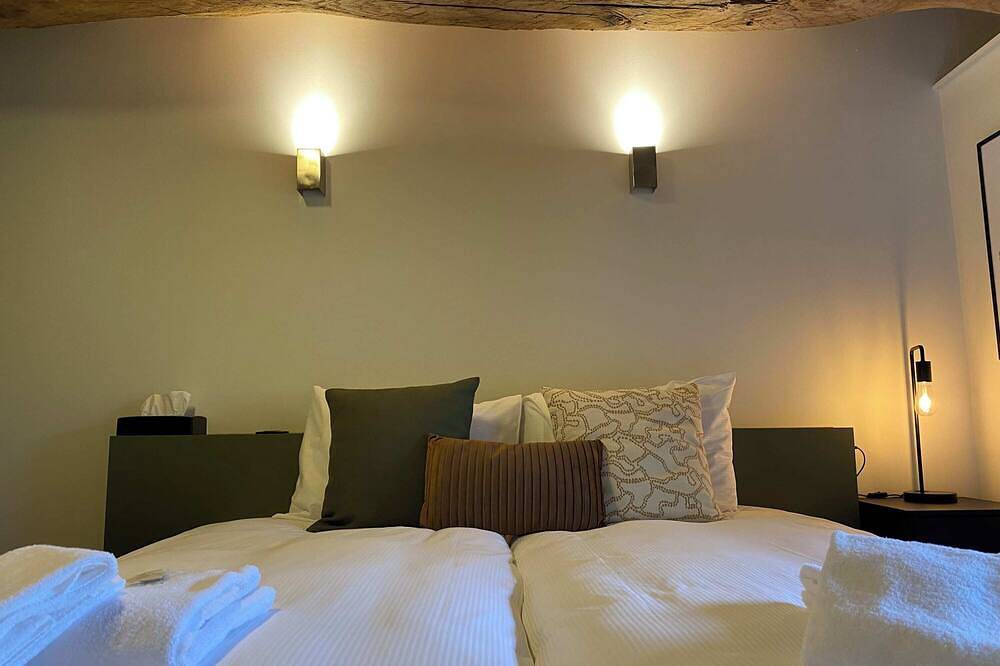 A5. De Shetlander: deluxe room with terrace in Meeuwen-Gruitrode, Hoge Kempen