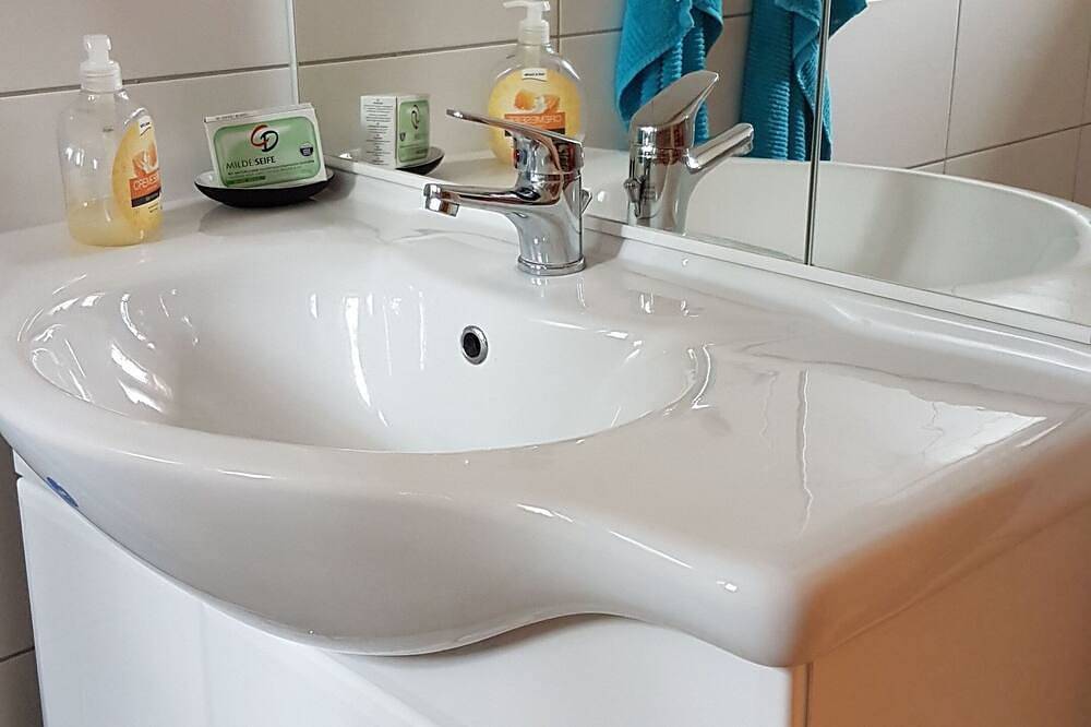 Ganze Wohnung, Gemütliche Ferienwohnung am Schwandter See Ferienwohnung 2 - Gemütliche in Rosenow, Müritz