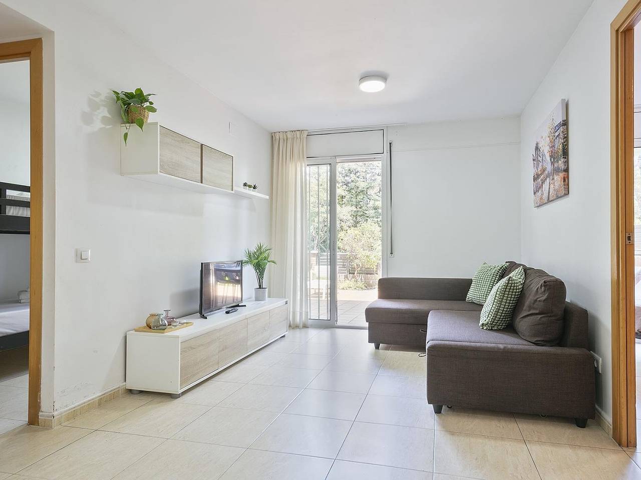 Ganze Ferienwohnung, Two bedroom apartment for up to 6 persons. in Castelldefels, Baix Llobregat
