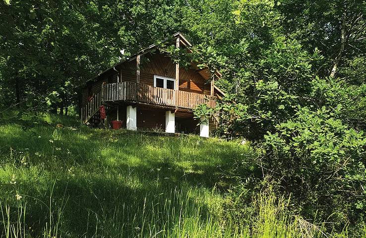 Camping pour 5 personnes, avec Piscine et Vue dans le Lot-et-Garonne