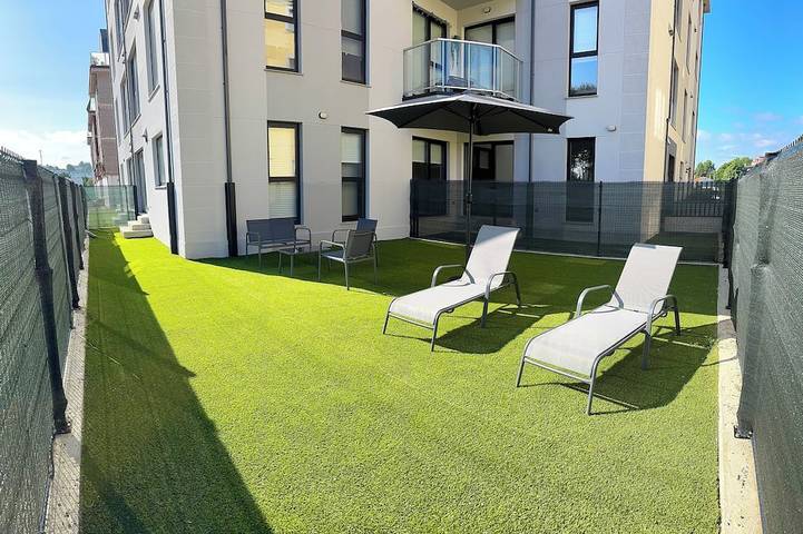 Location de vacances pour 4 personnes, avec jardin, animaux acceptés à Ares