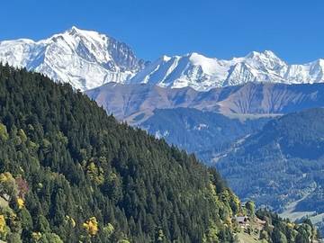 Gîte pour 4 personnes, avec vue et terrasse, adapté aux familles à Saint-Nicolas-la-Chapelle