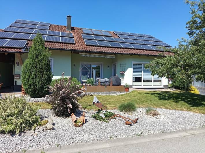 Ferienwohnung für 2 Personen, mit Balkon/Terrasse und Balkon sowie Garten