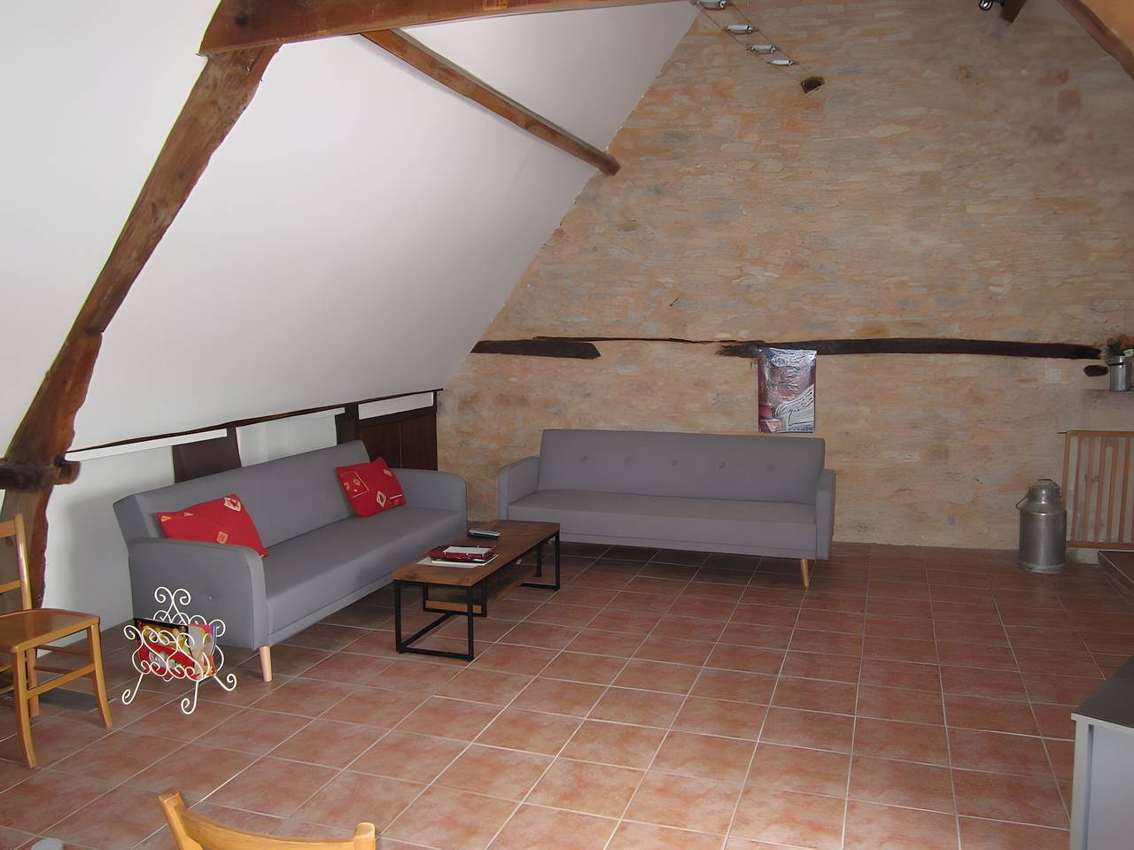 Gîte Colette : maison de vacances avec terrasse privée et Wi-Fi à Loubressac in Loubressac, Lot