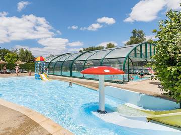 Camping pour 4 personnes, animaux acceptés dans l' Isère