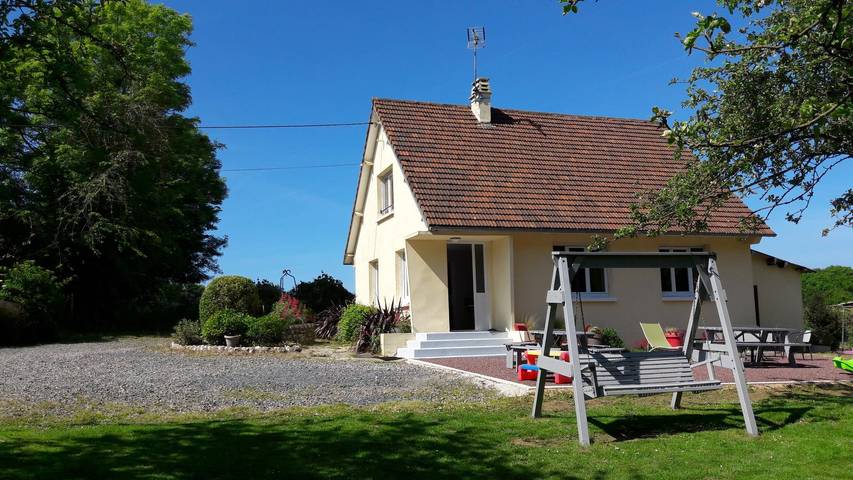 Gîte pour 7 personnes, avec terrasse et jardin, animaux acceptés