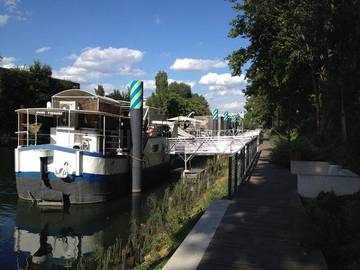 Bateau pour 9 personnes, avec vue et terrasse, animaux acceptés dans les Hauts-de-Seine
