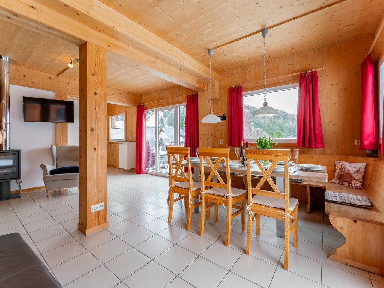 Fraai chalet met sauna en bergpanorama in Rottenmanner und Wölzer Tauern, Hohentauern