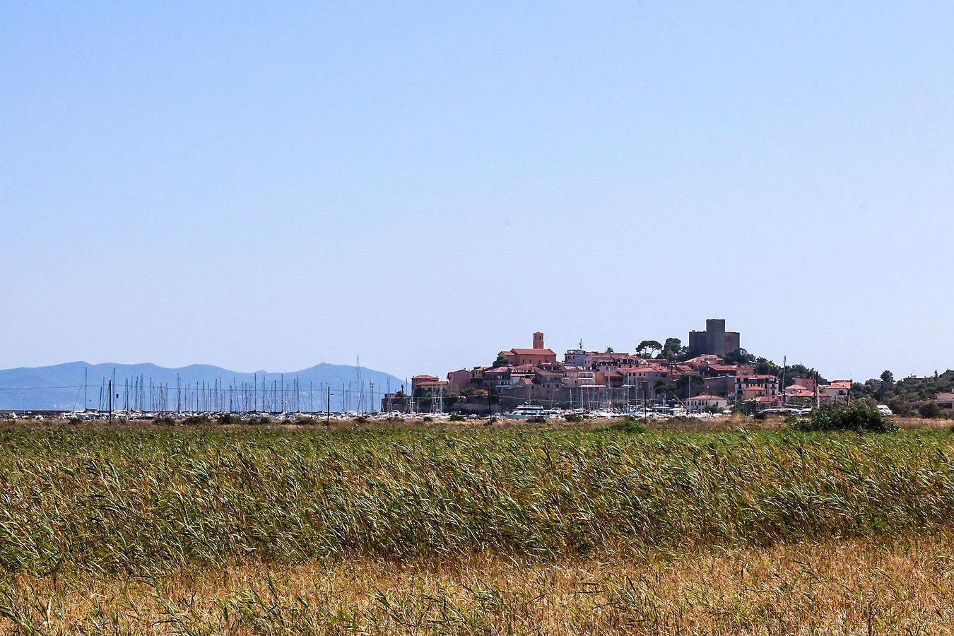 Apartamento entero, Appartamento Talamone - 100 metri dalla spiaggia in Talamone, Parco naturale della Maremma