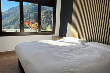 Vacation Rental for 10 Guests in Andorra, Picture 1